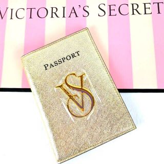 ヴィクトリアズシークレット(Victoria's Secret)の【みゆ様専用】パスポートケース★ヴィクトリアシークレット★管理番号f4s48(旅行用品)