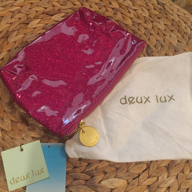 deux lux(デュラックス)のポーチ 未使用 deux lux レディースのファッション小物(ポーチ)の商品写真