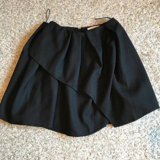 カルヴェン(CARVEN)のCarven カルヴェン 黒 スカート(ひざ丈スカート)