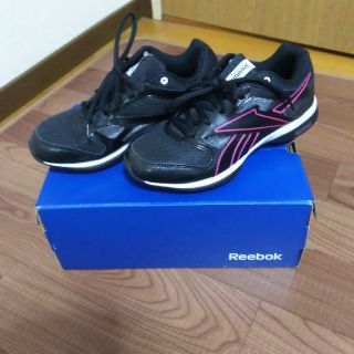 リーボック(Reebok)のReebokスニーカー(black＆pink)(スニーカー)