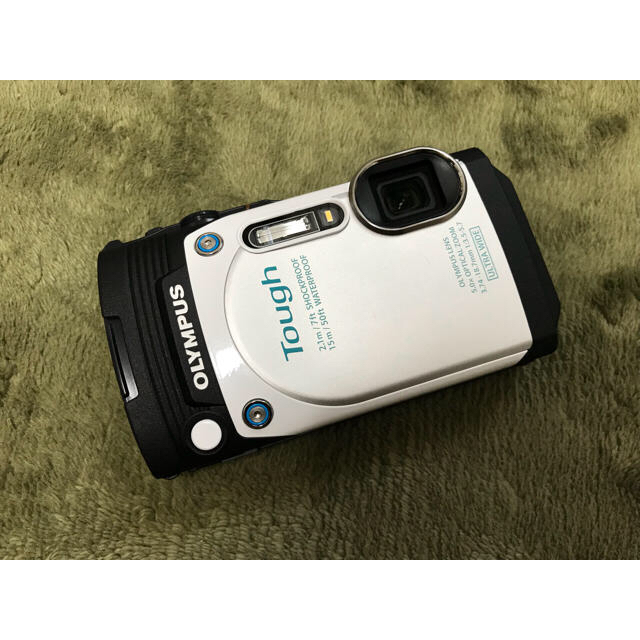OLYMPUS(オリンパス)の【うさぴょむ様専用❤︎】OLYMPUS STYLUS TG-870 tough  スマホ/家電/カメラのカメラ(コンパクトデジタルカメラ)の商品写真