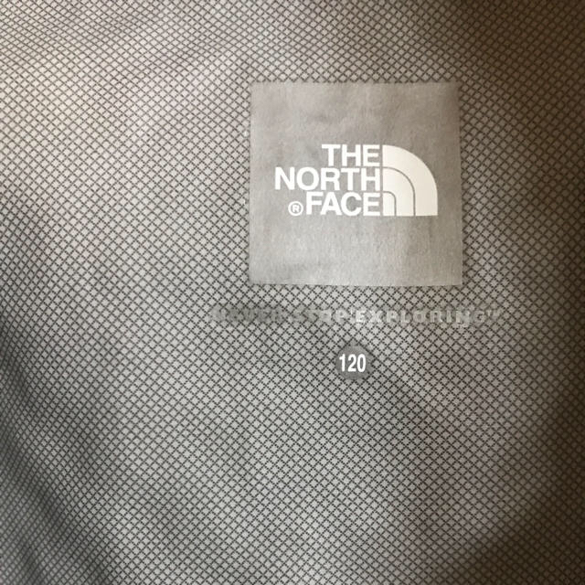 THE NORTH FACE(ザノースフェイス)のzitta様専用 ノースフェイス キッズ 120  コート レインウェア  キッズ/ベビー/マタニティのキッズ服男の子用(90cm~)(コート)の商品写真