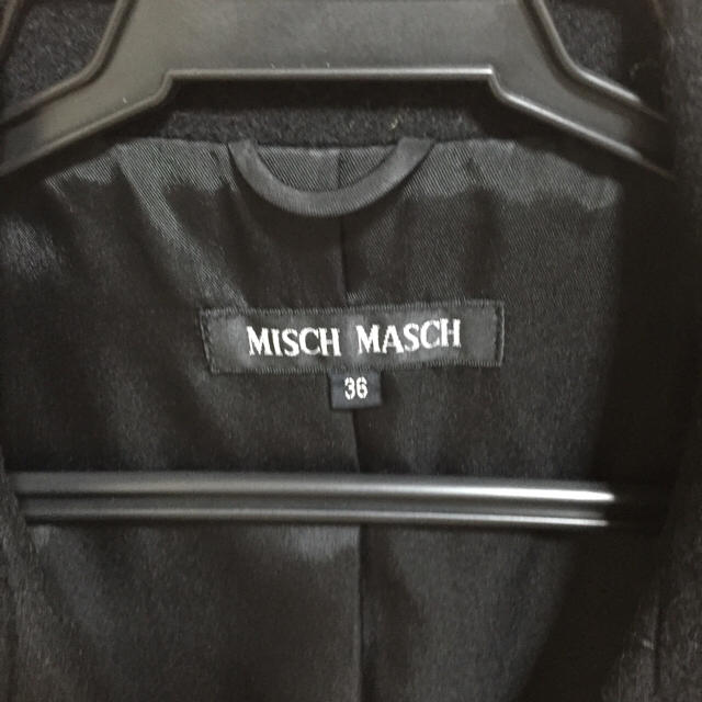 MISCH MASCH(ミッシュマッシュ)のMISCH MASCH ブラックハーフコート(サイズ36) レディースのジャケット/アウター(トレンチコート)の商品写真