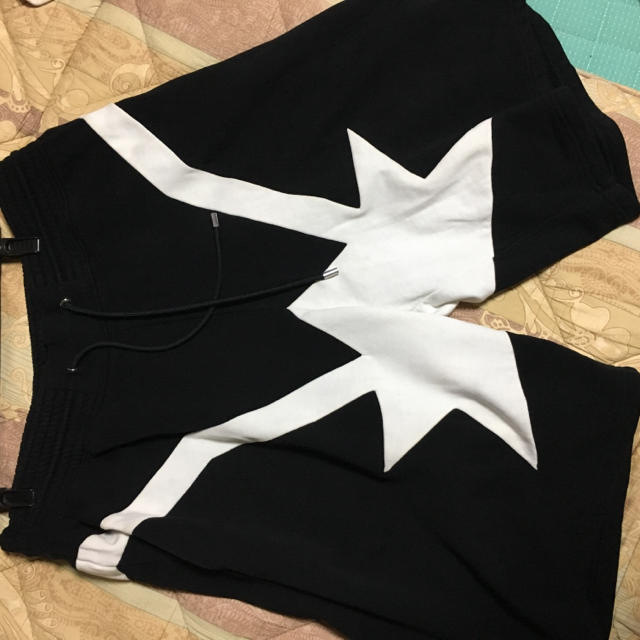 Givenchy ジバンシー ハーフパンツ Givenchy ジバンシー ハーフパンツ