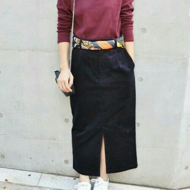 IENA(イエナ)のイエナ 太コールタックスカート レディースのスカート(ロングスカート)の商品写真