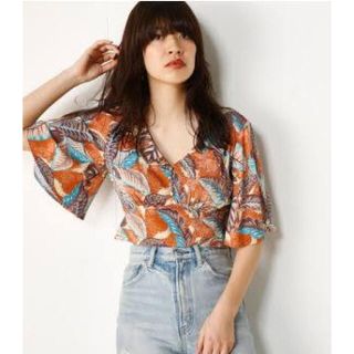 スライ(SLY)のSLY HAHAI LAU WIDE SLEEVE TOPS(シャツ/ブラウス(半袖/袖なし))