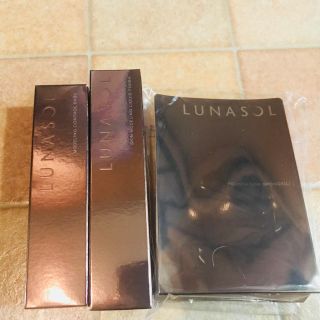 ルナソル(LUNASOL)のリキッドファンデーション(ファンデーション)