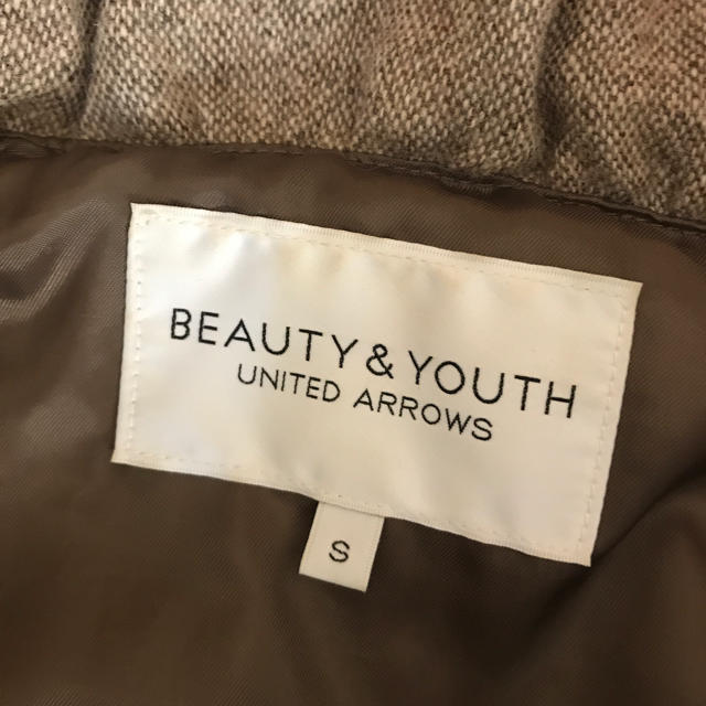 BEAUTY&YOUTH UNITED ARROWS(ビューティアンドユースユナイテッドアローズ)のアローズ  ダウンジャケット  レディースのジャケット/アウター(ダウンジャケット)の商品写真