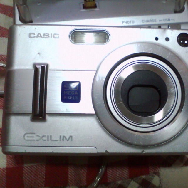 CASIO(カシオ)のｶｼｵ EX-Z55 デジカメ 中古 スマホ/家電/カメラのカメラ(その他)の商品写真