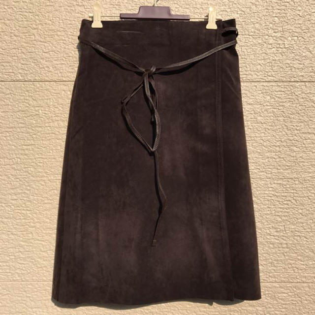 UNTITLED(アンタイトル)のUNTITLED アンタイトル スカート 1 ダークブラウン レディースのスカート(ひざ丈スカート)の商品写真