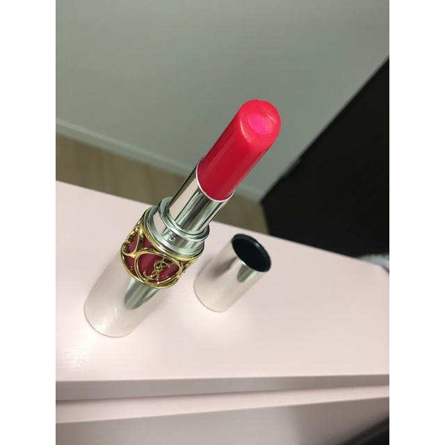 Yves Saint Laurent Beaute(イヴサンローランボーテ)のほぼ新品☆イブサンローラン ティントインバーム コスメ/美容のベースメイク/化粧品(口紅)の商品写真