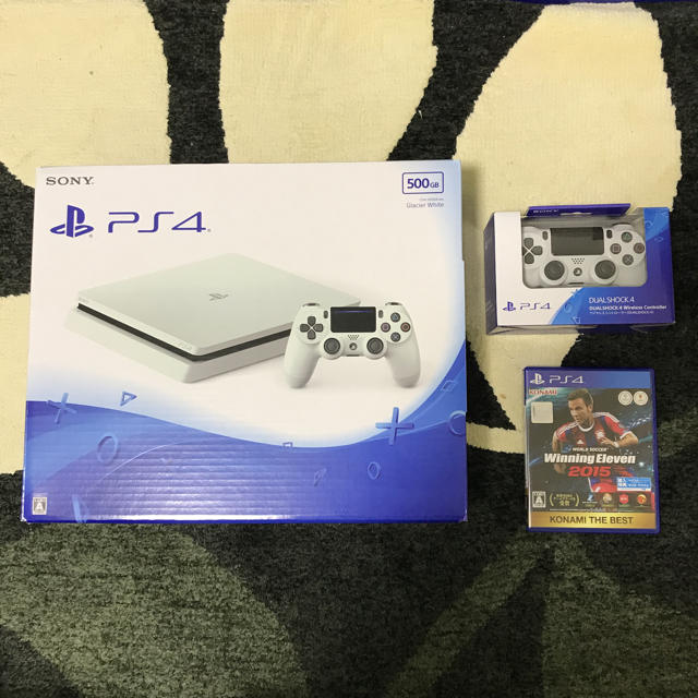 ウイイレ　ps4本体　セット