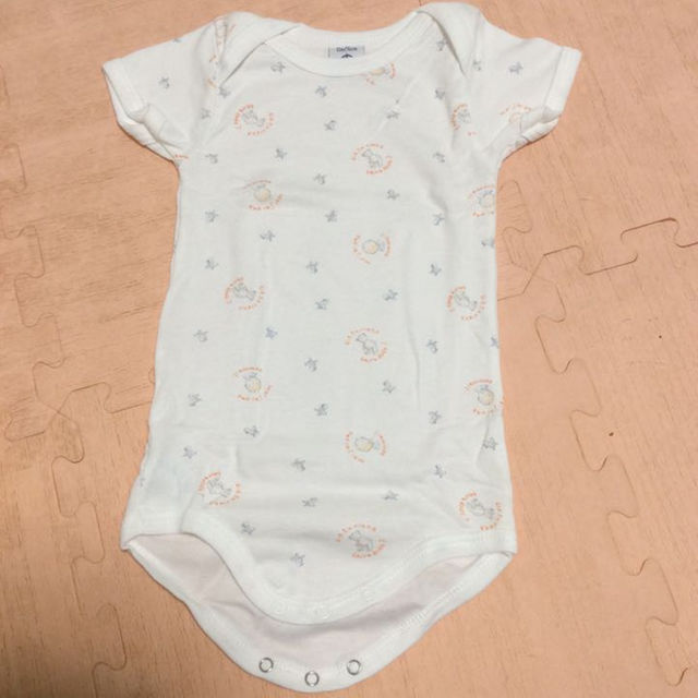 PETIT BATEAU(プチバトー)の☆新品☆プチバトー 半袖ボディ 2枚組 ロンパース キッズ/ベビー/マタニティのベビー服(~85cm)(パジャマ)の商品写真