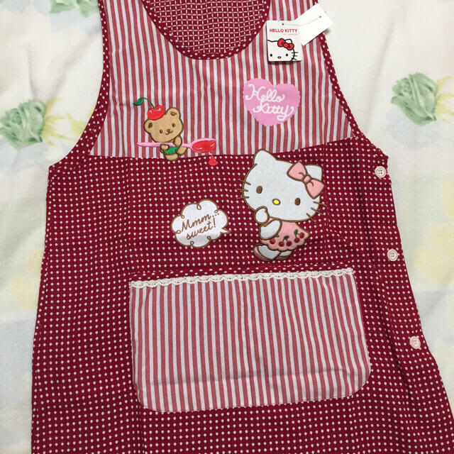 キティちゃんエプロン 嗅ぎ付け キティちゃんエプロン 嗅ぎ付け