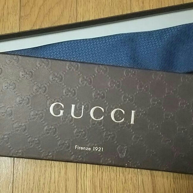 Gucci(グッチ)の↓↓値下げ↓↓【新品 未使用】GUCCI ネクタイ 箱入り メンズのファッション小物(ネクタイ)の商品写真