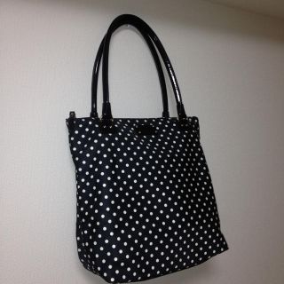 ケイトスペードニューヨーク(kate spade new york)のケイトスペード♡未使用♡ドット柄トート(ショルダーバッグ)