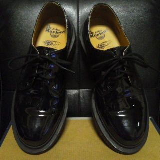 ドクターマーチン(Dr.Martens)の【専用】Dr.Martens×BEAMS 3ホール UK6 黒 別注パテント(ブーツ)