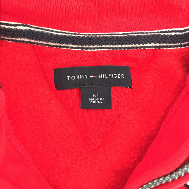 TOMMY HILFIGER(トミーヒルフィガー)のTOMMY HILFIGER トミー キッズ/ベビー/マタニティのキッズ服男の子用(90cm~)(ジャケット/上着)の商品写真