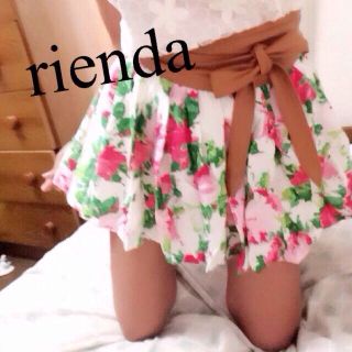 リエンダ(rienda)の新品タグ付き！rienda★花柄スカート(ミニスカート)