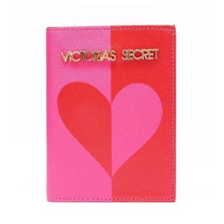 ヴィクトリアズシークレット(Victoria's Secret)の【新品/送料込】パスポートケース★ヴィクトリアシークレット★管理番号f8s21(旅行用品)