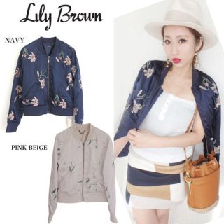 リリーブラウン(Lily Brown)の【大人気】【新品未使用】Lily Brown 刺繍 スカジャン ネイビー(スカジャン)