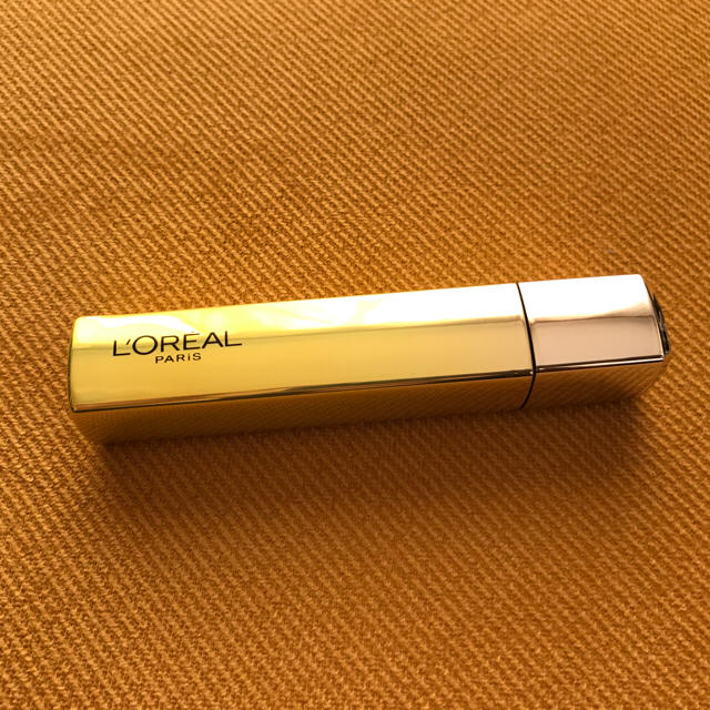 L'Oreal Paris(ロレアルパリ)のロレアルパリ ユイルカレス イエロー コスメ/美容のベースメイク/化粧品(リップグロス)の商品写真