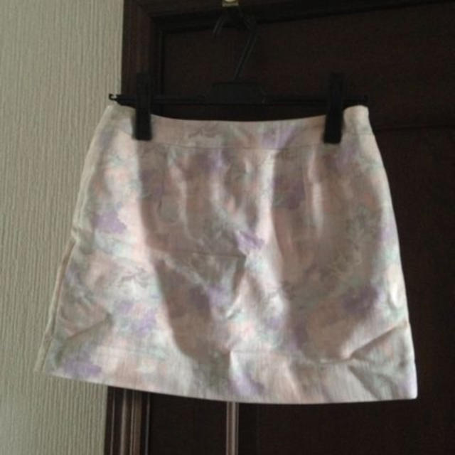 dazzlin(ダズリン)の花柄♡インナーショーパン付SK レディースのスカート(ミニスカート)の商品写真
