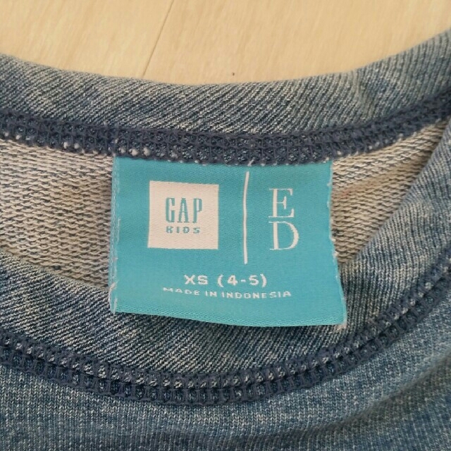 GAP Kids(ギャップキッズ)のGAPギャップ4-5才用スウェットワンピース キッズ/ベビー/マタニティのキッズ服女の子用(90cm~)(ワンピース)の商品写真