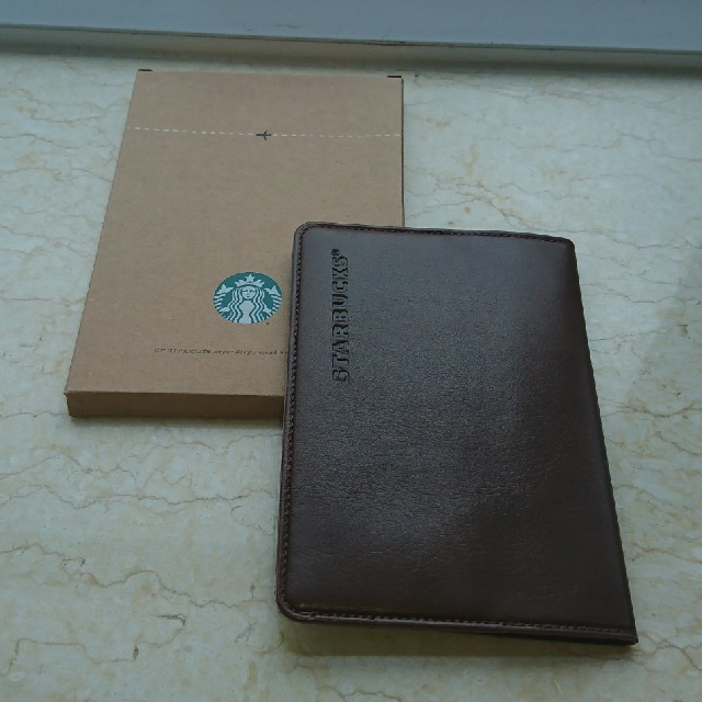 Starbucks Coffee(スターバックスコーヒー)の【日本未発売】スターバックス パスポートケース 新品【香港限定】【送料込】 メンズのファッション小物(その他)の商品写真