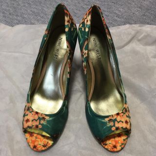 ナインウエスト(NINE WEST)の〈メープル様〉NINE WEST 花柄オープントゥパンプス (ハイヒール/パンプス)