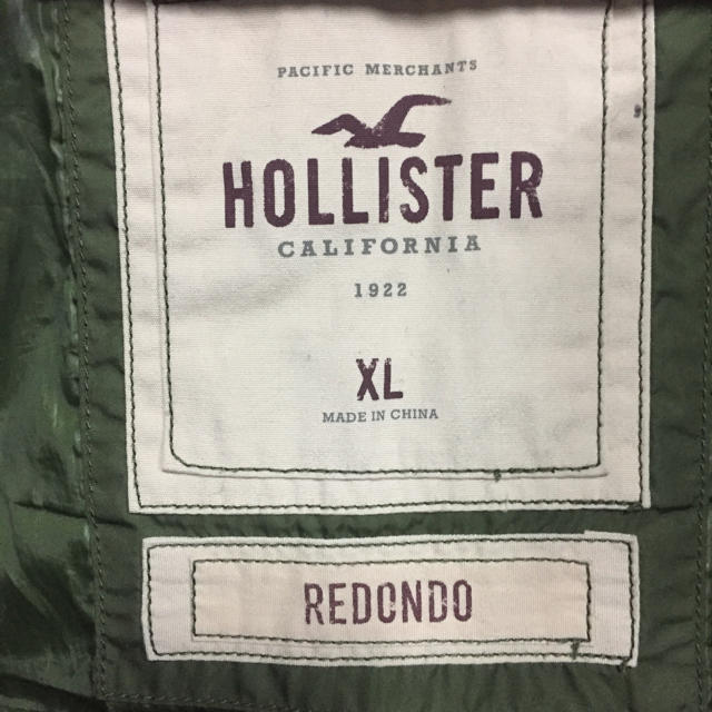 Hollister(ホリスター)のずんぴ2233様専用 ホリスター ダウンベスト ダークグリーン メンズのジャケット/アウター(ダウンベスト)の商品写真