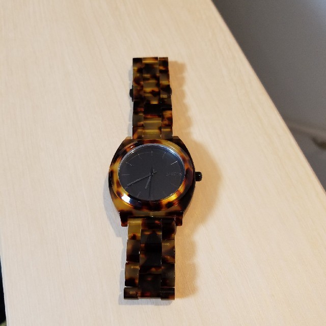 NIXON(ニクソン)のNIXON　鼈甲柄 メンズの時計(腕時計(アナログ))の商品写真