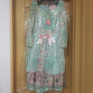 Angelic Pretty(ひざ丈ワンピース)のフリマアイテム一覧 Angelic Pretty(ひざ丈ワンピース)のフリマアイテム一覧