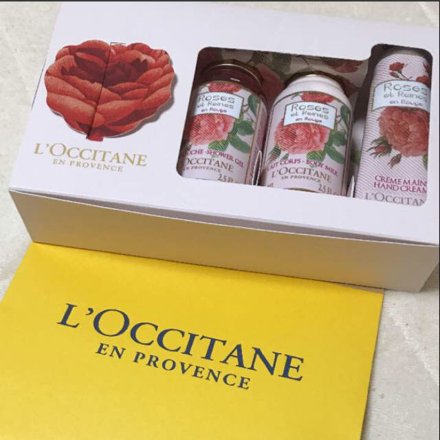 L'OCCITANE(ロクシタン)のロクシタン ラブレター ローズ ファーストキット コスメ/美容のボディケア(ハンドクリーム)の商品写真