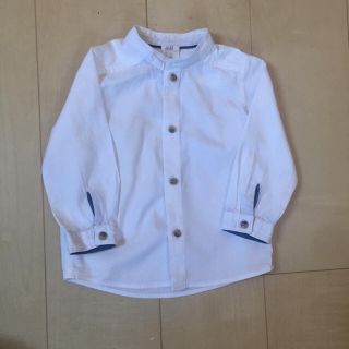 エイチアンドエム(H&M)のH&M ホワイトシャツ 6ー9ヶ月(シャツ/カットソー)