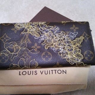 LOUIS VUITTON - 激レア本物新品未使用ルイヴィトン長財布サラ