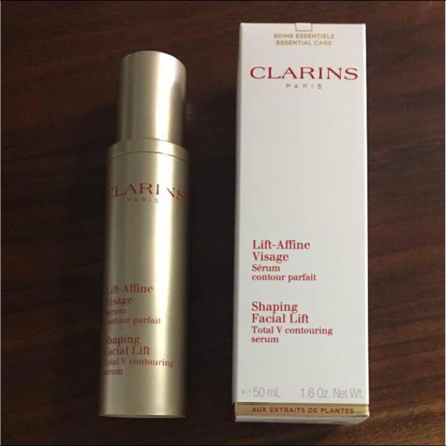 CLARINS(クラランス)のクラランス トータルVセラム 50ml 新品未使用 コスメ/美容のスキンケア/基礎化粧品(美容液)の商品写真