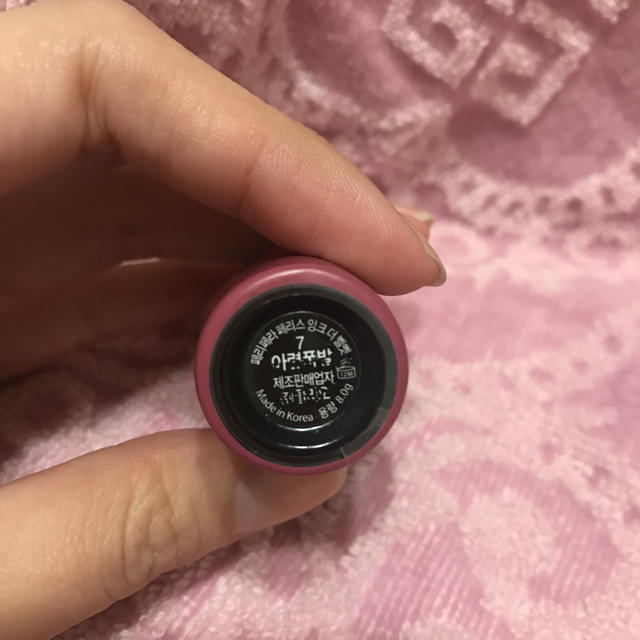 3ce(スリーシーイー)のペリペラ インクザベルベット 7 ドーリッシュベージュローズ コスメ/美容のベースメイク/化粧品(口紅)の商品写真