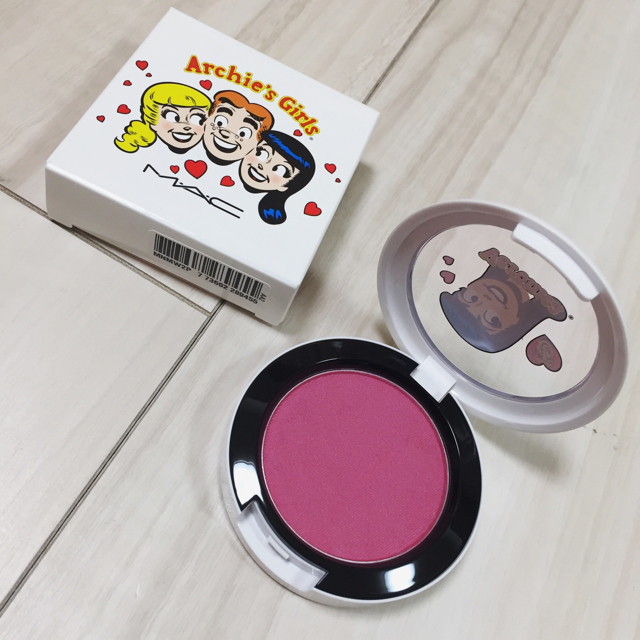 MAC(マック)のドレミ様専用ページ コスメ/美容のベースメイク/化粧品(リップグロス)の商品写真