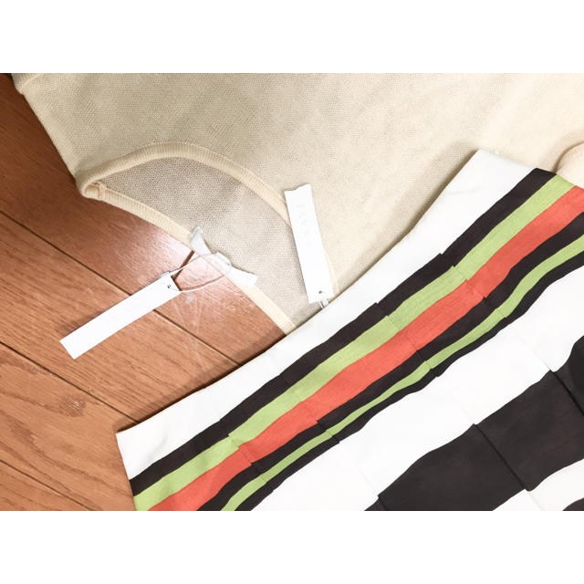 ANAYI(アナイ)の新品anayiアナイペプラムニットフレアスカートセット レディースのスカート(ひざ丈スカート)の商品写真