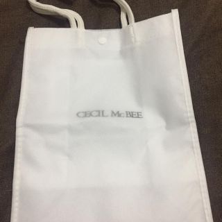 セシルマクビー(CECIL McBEE)の新品セシルマクビー♡内ポケットつき。小サイズショップ袋♡(ショップ袋)