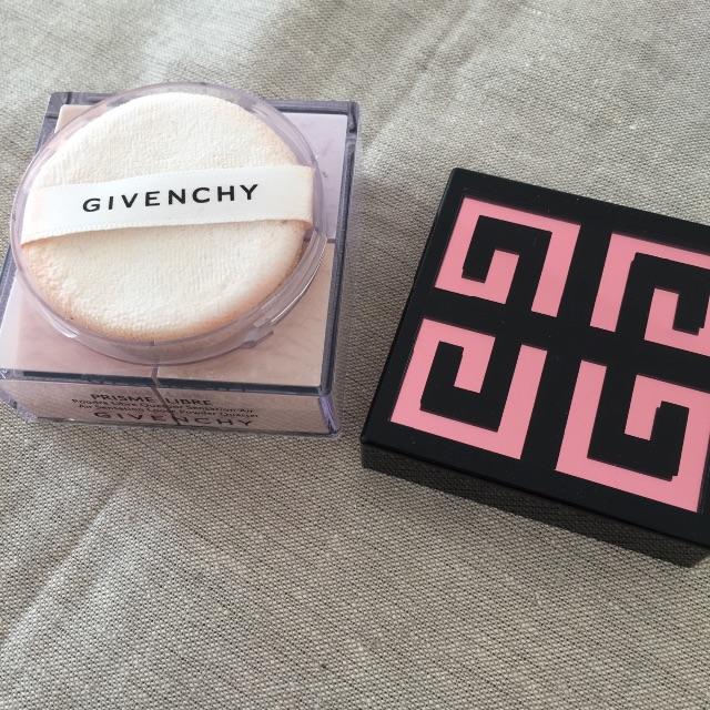 GIVENCHY(ジバンシィ)のGIVENCHY  PRISME LIBRE  コスメ/美容のベースメイク/化粧品(フェイスパウダー)の商品写真