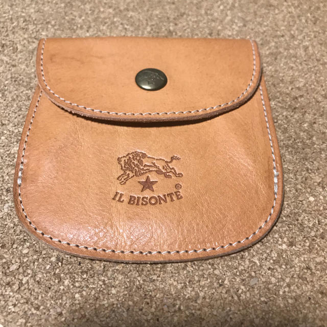 IL BISONTE(イルビゾンテ)のIL BISONTEヌメレザーコインケース メンズのファッション小物(コインケース/小銭入れ)の商品写真