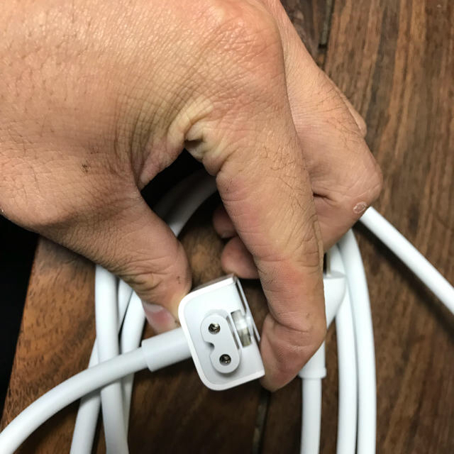 Mac (Apple)(マック)のApple MagSafe 2 互換 ACアダプター 45W  スマホ/家電/カメラのスマートフォン/携帯電話(バッテリー/充電器)の商品写真