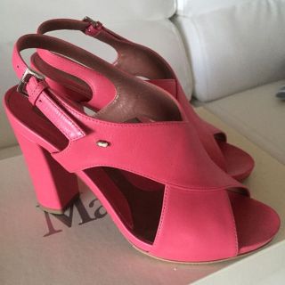 マックスマーラ(Max Mara)のMaxMara  マックスマーラ ピンクサンダル 👠(サンダル)