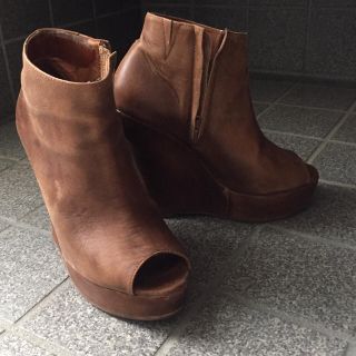 ジェフリーキャンベル(JEFFREY CAMPBELL)のロッキー様専用！！！！JEFFREY CAMPBELL レザーウェッジ(ブーティ)