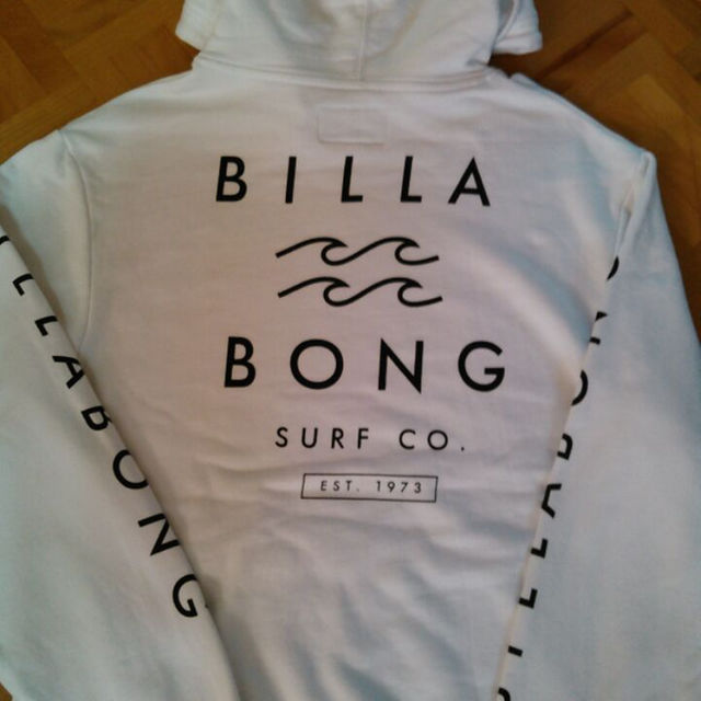 billabong(ビラボン)のshima様専用未使用BILLABONGビラボンパーカー メンズのトップス(パーカー)の商品写真