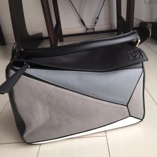 ロエベ(LOEWE)のr-21様専用♡新品未使用♡ ロエベ パズルバッグ  ハンモック 好きな方にも♡(ハンドバッグ)