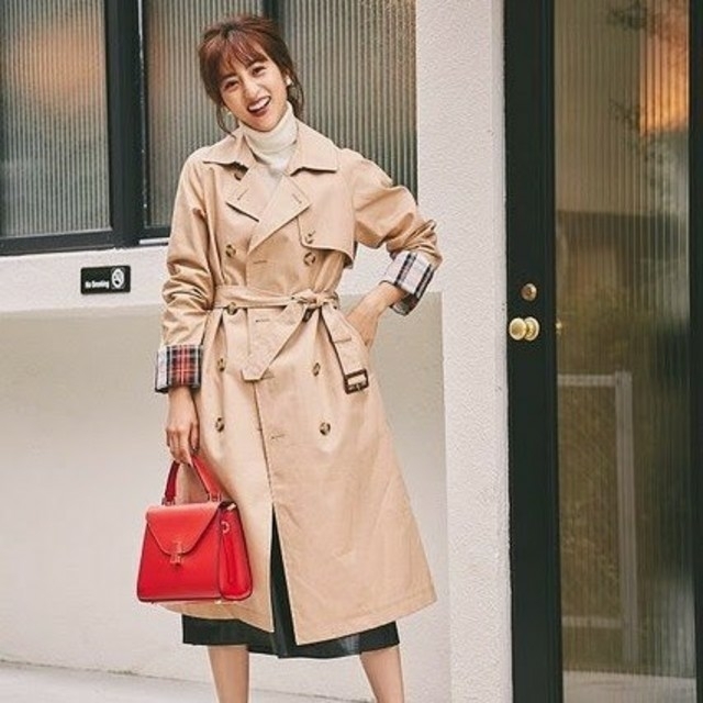 綾瀬はるかさん着用 23区 ウールギャバジンボタンレストレンチコート-