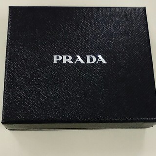 プラダ(PRADA)のプラダ　二つ折り財布用箱(財布)